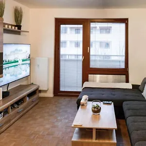  Apartment Default Millenium