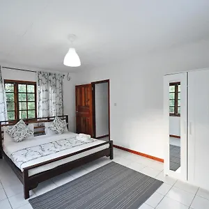  Chalet Petit Baie Seychellen